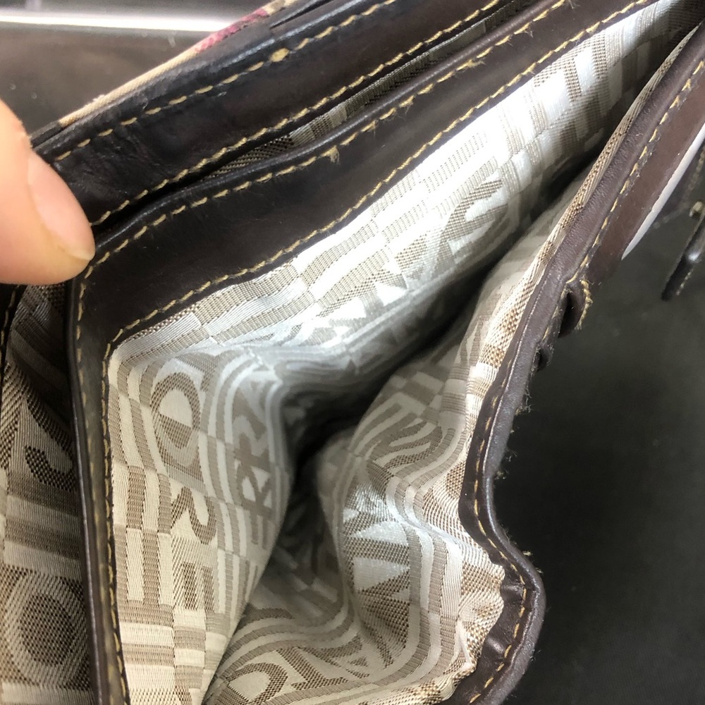 SALVATORE FERRAGAMO Compact Wallet Tiger Leopard Jungle Motif RARE See Match Bag - Picture 8 of 13